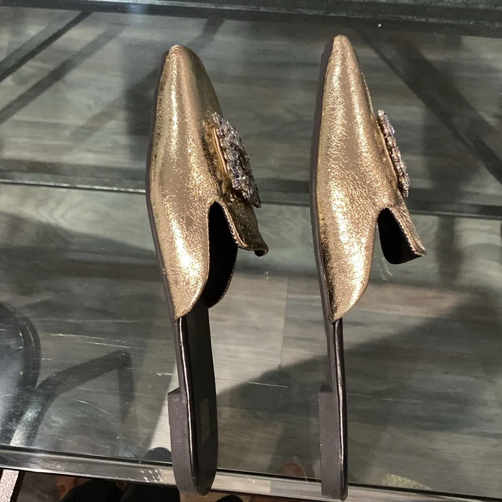 Elegant Gold Women's Slip-On Shoes - Picture 3 of 4